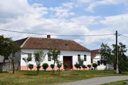 Charlotenburg | The Only “Round Village” in Romania
