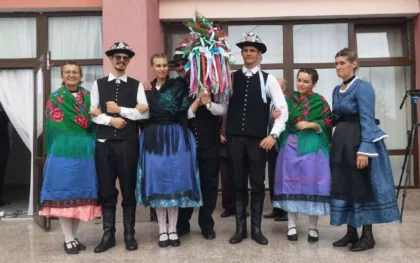 Liebling | Jeder hat oder will einen … und in Rumänien gibt es ein ganzes Dorf